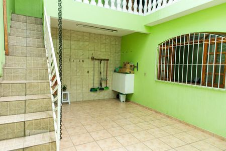 Casa à venda com 200m², 4 quartos e 3 vagas Casa à venda com 200m², 4 quartos e 3 vagasÁrea de Serviço