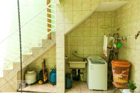 Casa à venda com 200m², 4 quartos e 3 vagas Casa à venda com 200m², 4 quartos e 3 vagasÁrea de Serviço