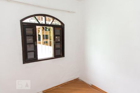 Casa à venda com 200m², 4 quartos e 3 vagas Casa à venda com 200m², 4 quartos e 3 vagasQuarto 1