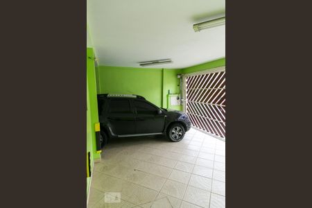 Casa à venda com 200m², 4 quartos e 3 vagas Casa à venda com 200m², 4 quartos e 3 vagasGaragem