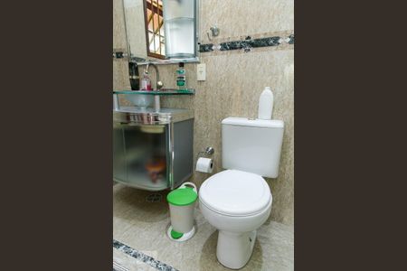 Casa à venda com 200m², 4 quartos e 3 vagas Casa à venda com 200m², 4 quartos e 3 vagasBanheiro da Suíte