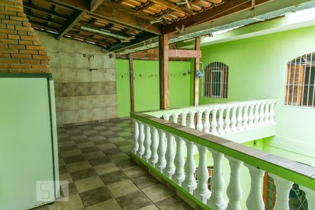 Casa à venda com 200m², 4 quartos e 3 vagas Casa à venda com 200m², 4 quartos e 3 vagasQuintal