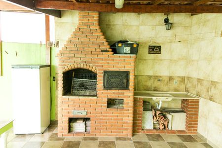 Casa à venda com 200m², 4 quartos e 3 vagas Casa à venda com 200m², 4 quartos e 3 vagasQuintal