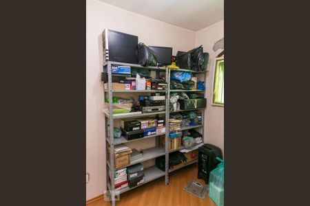 Casa à venda com 200m², 4 quartos e 3 vagas Casa à venda com 200m², 4 quartos e 3 vagasQuarto 3