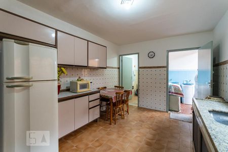 Casa à venda com 130m², 4 quartos e 1 vagaCozinha 