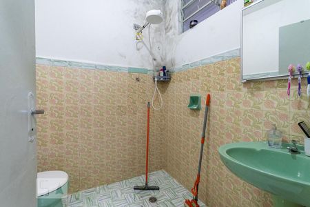 Casa à venda com 130m², 4 quartos e 1 vagaBanheiro casa 2