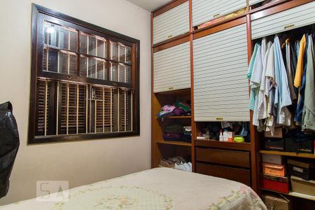 Casa para alugar com 200m², 2 quartos e 3 vagasQuarto