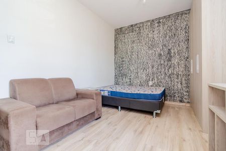 Sala/Quarto de kitnet/studio para alugar com 1 quarto, 29m² em Menino Deus, Porto Alegre