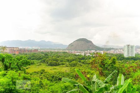 Casa de condomínio à venda com 366m², 5 quartos e 4 vagas Casa de condomínio à venda com 366m², 5 quartos e 4 vagasVista da Área Comum