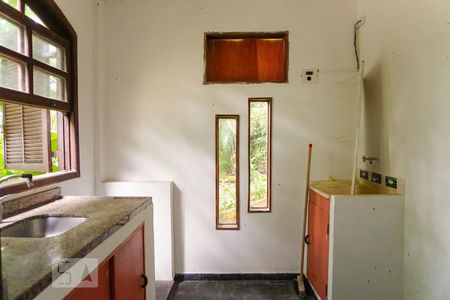 Casa de condomínio à venda com 366m², 5 quartos e 4 vagas Casa de condomínio à venda com 366m², 5 quartos e 4 vagasSala 2/Cozinha