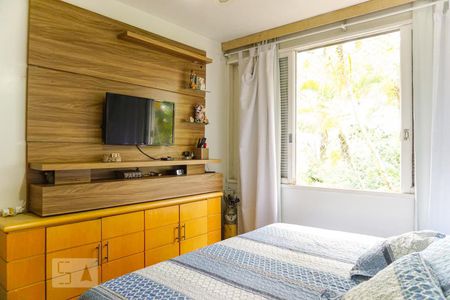 Casa de condomínio à venda com 366m², 5 quartos e 4 vagas Casa de condomínio à venda com 366m², 5 quartos e 4 vagasSuíte