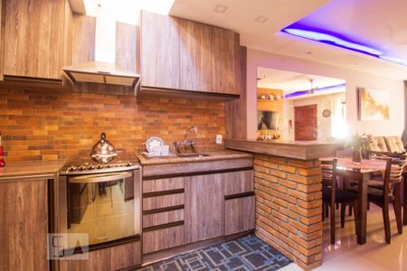 Casa à venda com 90m², 3 quartos e 1 vaga Casa à venda com 90m², 3 quartos e 1 vagaCozinha e Área de Serviço