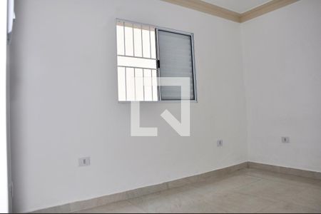 Quarto de casa para alugar com 1 quarto, 30m² em Jardim Líbano, São Paulo