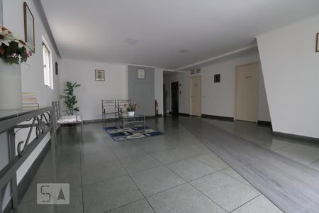 Apartamento à venda com 38m², 1 quarto e 1 vagaHall de Entrada
