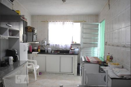 Casa à venda com 113m², 4 quartos e 2 vagasCozinha