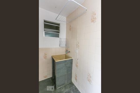 Casa à venda com 100m², 3 quartos e 1 vaga Casa à venda com 100m², 3 quartos e 1 vagaArea de Serviço