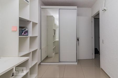 Dormitório de apartamento para alugar com 2 quartos, 45m² em Cavalhada, Porto Alegre