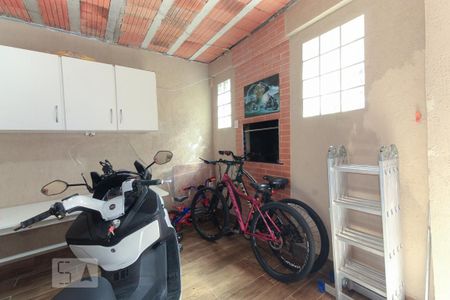 Casa à venda com 230m², 4 quartos e 2 vagasGaragem