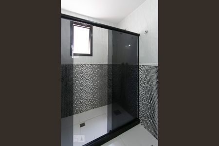 Apartamento para alugar com 198m², 3 quartos e 3 vagas Apartamento para alugar com 198m², 3 quartos e 3 vagasBanheiro da Suíte 2