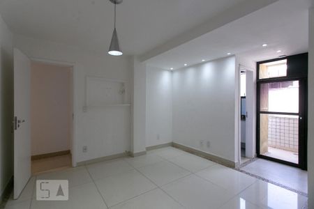 Apartamento para alugar com 198m², 3 quartos e 3 vagas Apartamento para alugar com 198m², 3 quartos e 3 vagasSuíte 1