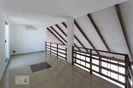Apartamento para alugar com 198m², 3 quartos e 3 vagas Apartamento para alugar com 198m², 3 quartos e 3 vagasMezanino - Sala intima