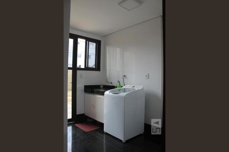 Apartamento para alugar com 215m², 4 quartos e 3 vagasÁrea de Serviço