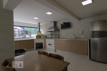Apartamento à venda com 130m², 3 quartos e 3 vagas Apartamento à venda com 130m², 3 quartos e 3 vagasÁrea comum - Churrasqueira