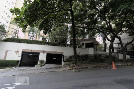 Apartamento à venda com 130m², 3 quartos e 3 vagas Apartamento à venda com 130m², 3 quartos e 3 vagasFachada do Prédio