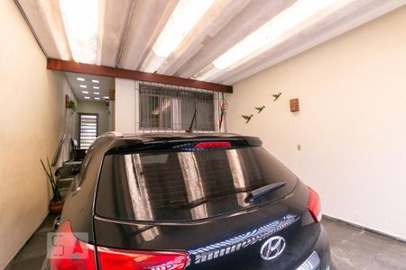 Casa à venda com 184m², 4 quartos e 2 vagas Casa à venda com 184m², 4 quartos e 2 vagasGaragem