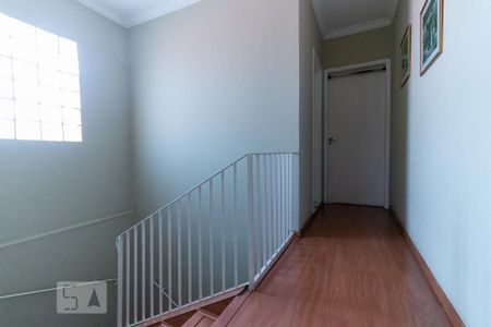 Casa à venda com 184m², 4 quartos e 2 vagas Casa à venda com 184m², 4 quartos e 2 vagasHall Superior