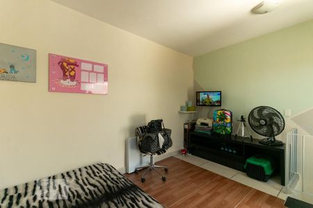 Casa à venda com 184m², 4 quartos e 2 vagas Casa à venda com 184m², 4 quartos e 2 vagasQuarto 4