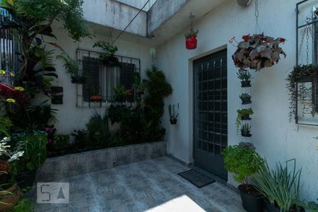 Casa à venda com 184m², 4 quartos e 2 vagas Casa à venda com 184m², 4 quartos e 2 vagasQuintal