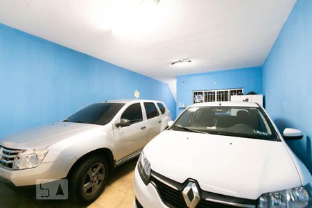 Casa à venda com 138m², 3 quartos e 2 vagas Casa à venda com 138m², 3 quartos e 2 vagasGaragem
