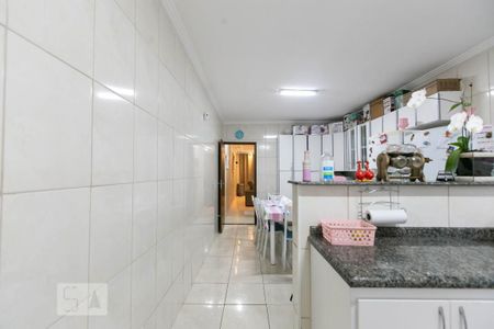 Casa à venda com 138m², 3 quartos e 2 vagas Casa à venda com 138m², 3 quartos e 2 vagasCozinha