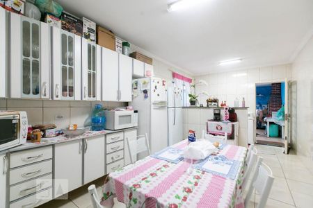 Casa à venda com 138m², 3 quartos e 2 vagas Casa à venda com 138m², 3 quartos e 2 vagasCopa