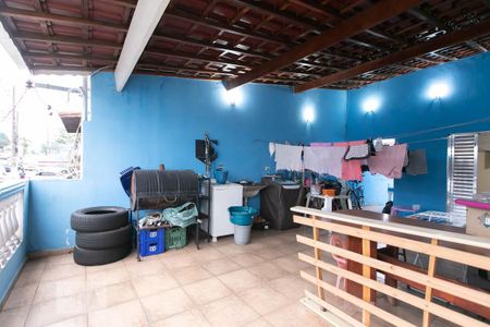 Casa à venda com 138m², 3 quartos e 2 vagas Casa à venda com 138m², 3 quartos e 2 vagasVaranda