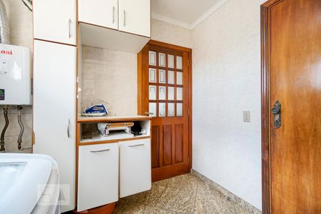 Apartamento à venda com 170m², 3 quartos e 3 vagasÁrea de serviço