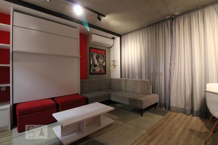Sala de kitnet/studio para alugar com 1 quarto, 35m² em Santo Amaro, São Paulo