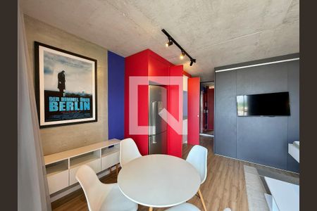 Sala/Quarto de kitnet/studio para alugar com 0 quarto, 35m² em Santo Amaro, São Paulo