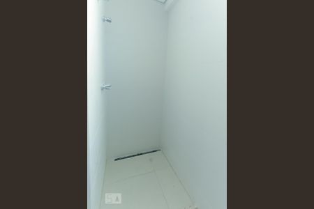Apartamento à venda com 71m², 2 quartos e 2 vagas Apartamento à venda com 71m², 2 quartos e 2 vagasBanheiro da suíte