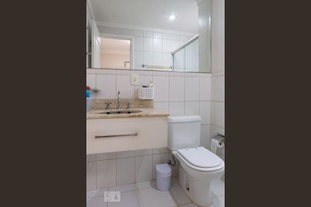 Apartamento à venda com 174m², 3 quartos e 3 vagasBanheiro da Suíte 2