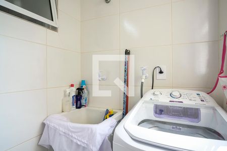 Apartamento à venda com 72m², 2 quartos e 1 vagaÁrea de Serviço