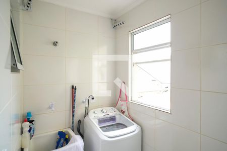 Apartamento à venda com 72m², 2 quartos e 1 vagaÁrea de Serviço