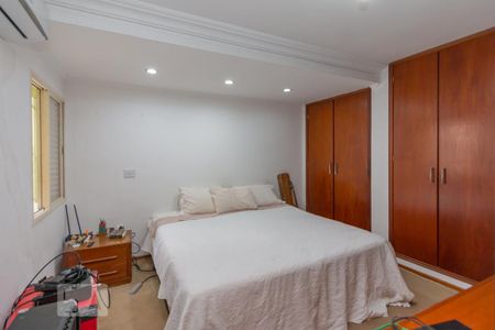 Casa à venda com 259m², 4 quartos e 4 vagasQuarto 1