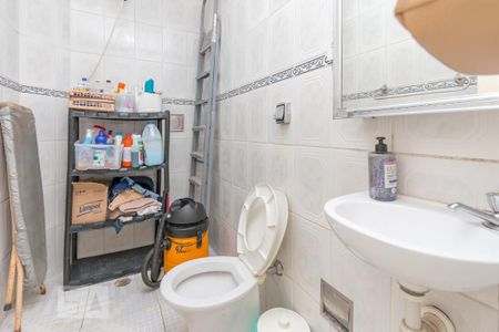 Casa à venda com 259m², 4 quartos e 4 vagasBanheiro de Serviço