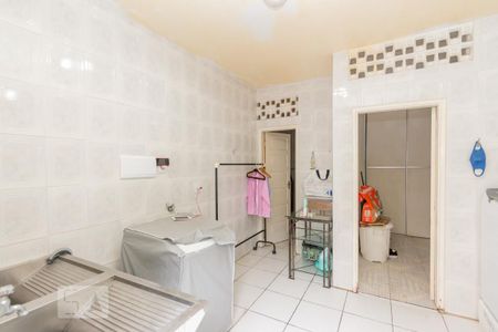 Casa à venda com 259m², 4 quartos e 4 vagasÁrea de Serviço