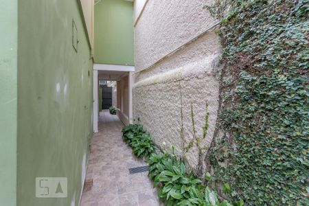 Casa à venda com 259m², 4 quartos e 4 vagasQuintal