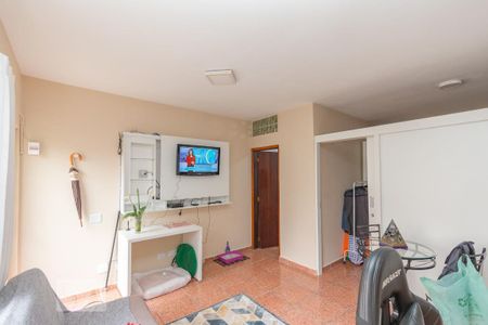 Casa à venda com 259m², 4 quartos e 4 vagasEdicula/ Sala