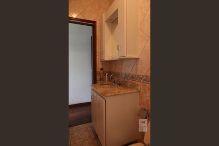 Casa à venda com 193m², 3 quartos e 2 vagasBanheiro da Suite