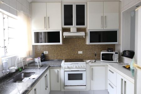 Casa à venda com 193m², 3 quartos e 2 vagasCozinha